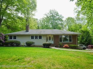 9 Hillyer Ln, Middletown, NJ 07748