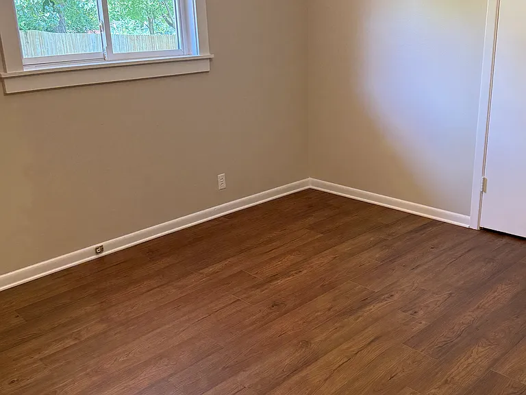 3223 Mountain View Dr — Photo 15
