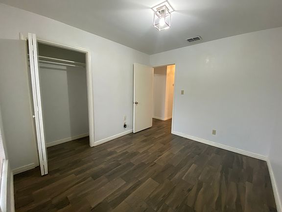 4th image of 3009 Goldcrest Ave