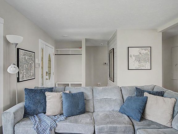 3rd image of 5407 106th Ave NW