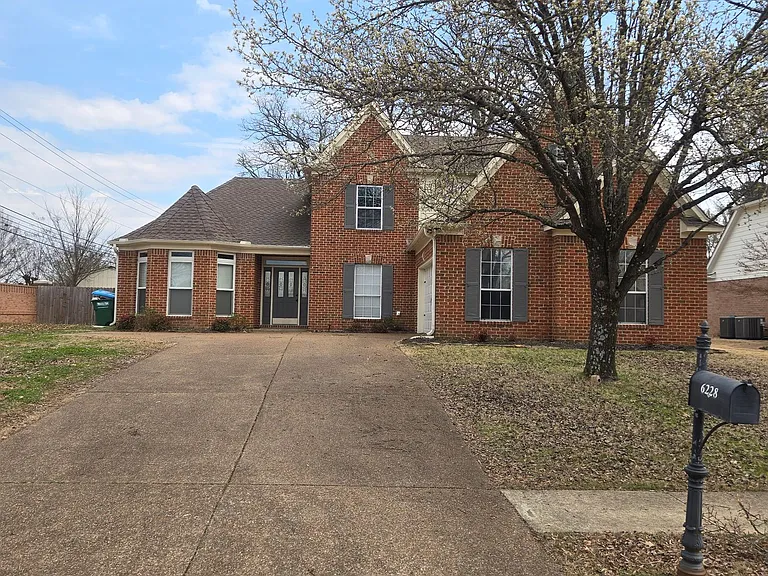 6228 Ewing Blvd — Photo 1