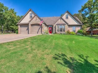 726 Cedar Ridge Rd, Eufaula, OK 74432