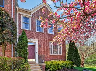 8010 Readington Ct, Springfield, VA