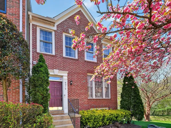 8010 Readington Ct, Springfield, VA 22152