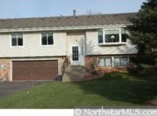 881 94th Ave NE, Blaine, MN 55434