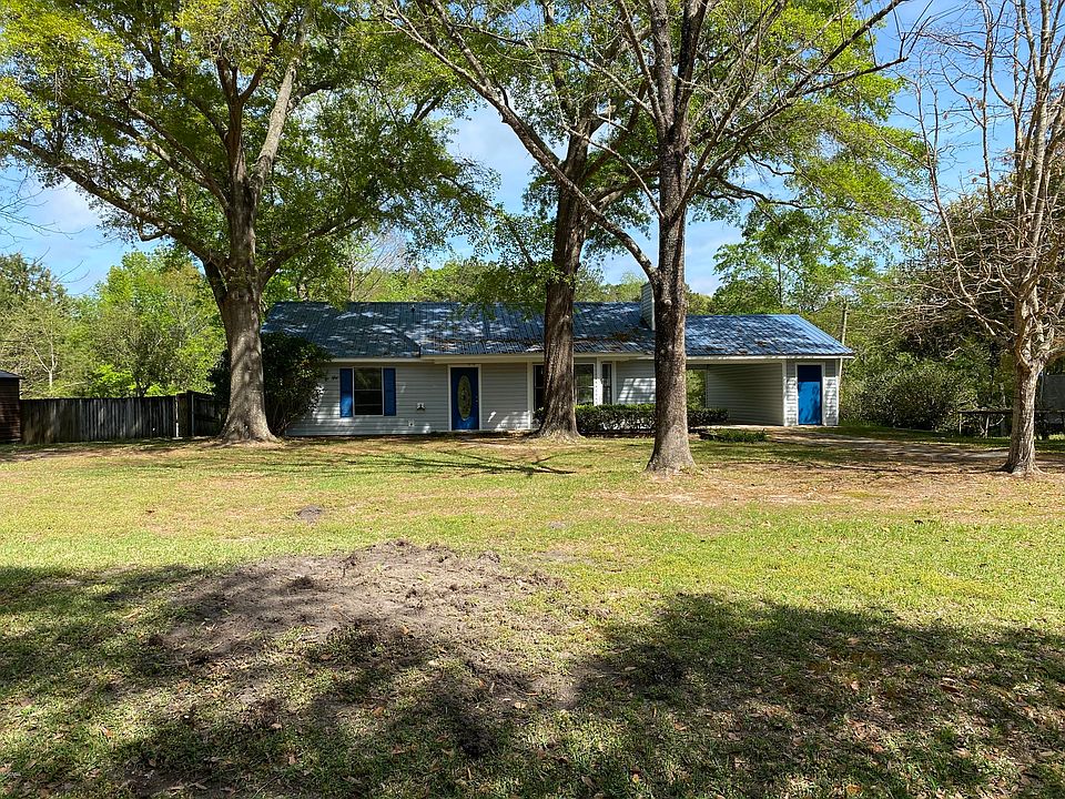 1st image of 2600 Bahama Dr