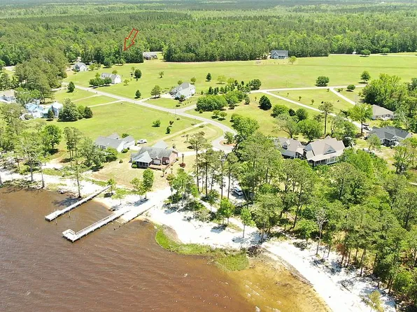 123 Little Creek Dr, Havelock, NC 28532