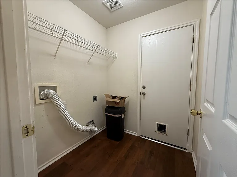 316 Meadow Park Dr — Photo 29