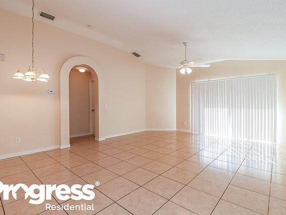 2nd image of 12907 Fieldmoor Ct