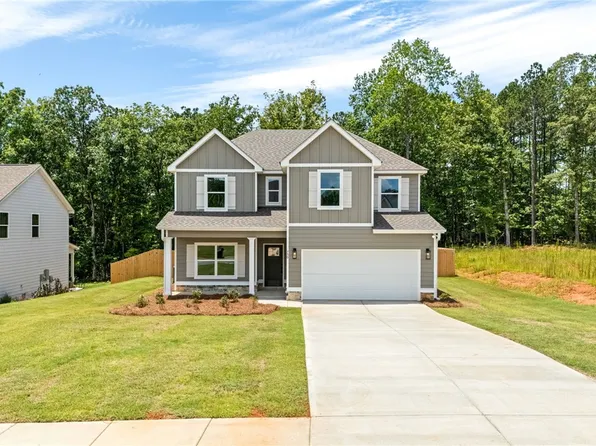 750 McDonald Dr, Opelika, AL 36801