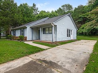 7609 King Richard Ct, Charlotte, NC 28227