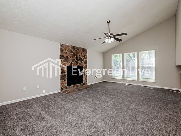3rd image of 4564 Linchmere Dr