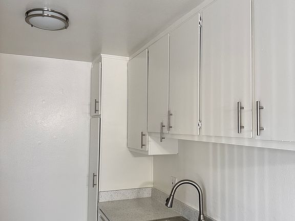 4th image of 18536 Burbank Blvd APT 214