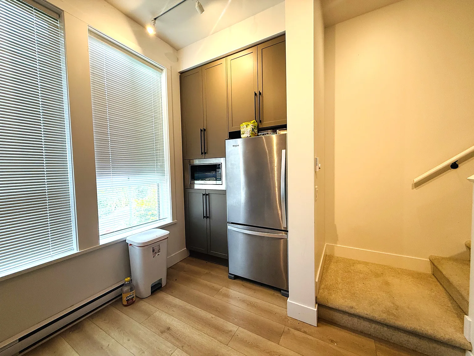 3 bed, 2.5 bath, 1300 sqft, $1,280 — Photo 4