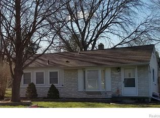 23770 Lynnhurst Rd, Macomb, MI 48042