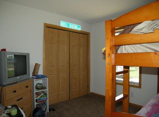 1906 Sage Dr, Upton, WY 82730