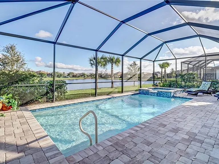 7567 Winding Cypress Dr — Photo 22