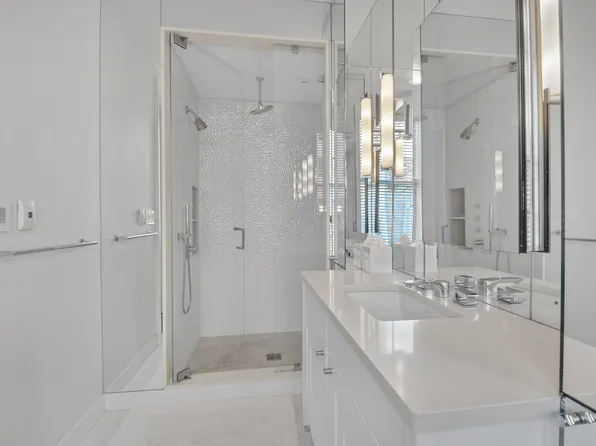 988 5th Avenue image 11 of 13