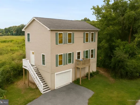 3762 Beach Drive Blvd, Edgewater, MD 21037