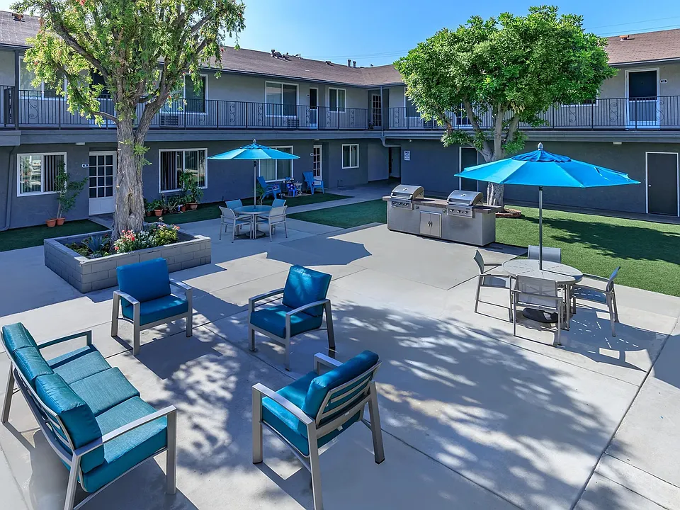 Imperial Place Apartments