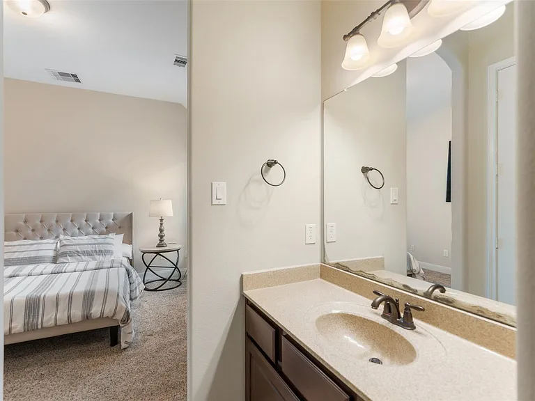 34 Danby Pl — Photo 7