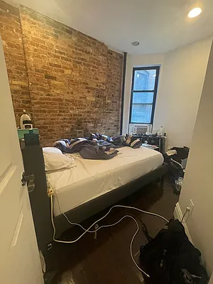 Rented by Building Equity Real Estate LLC | media 9