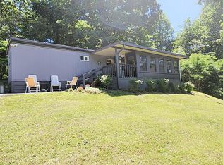 195 Roxie Ln, Franklin, NC 28734