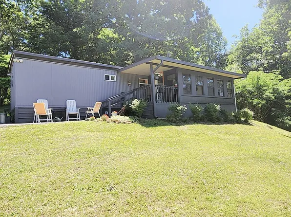 195 Roxie Ln, Franklin, NC 28734