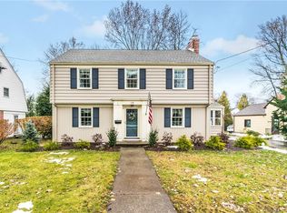118 Ridgewood Rd, West Hartford, CT 06107