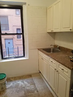 Rented by Aegis Realty Management Corp | media 1