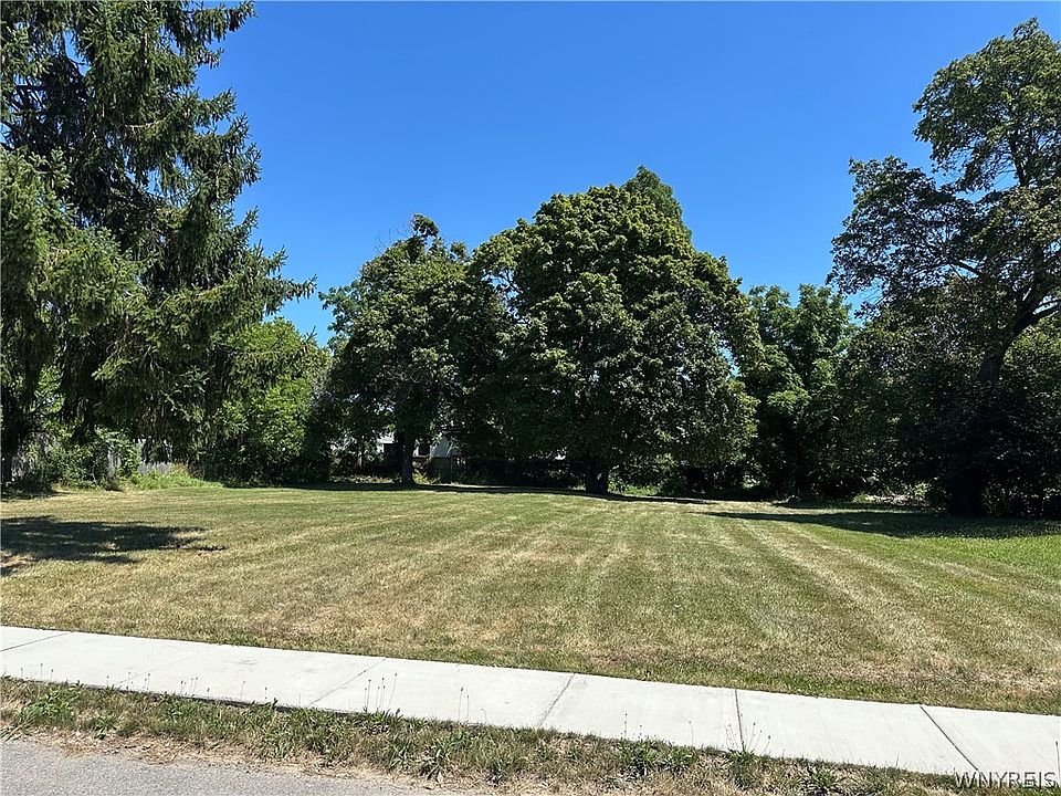 2nd image of 39 Sanford St #20