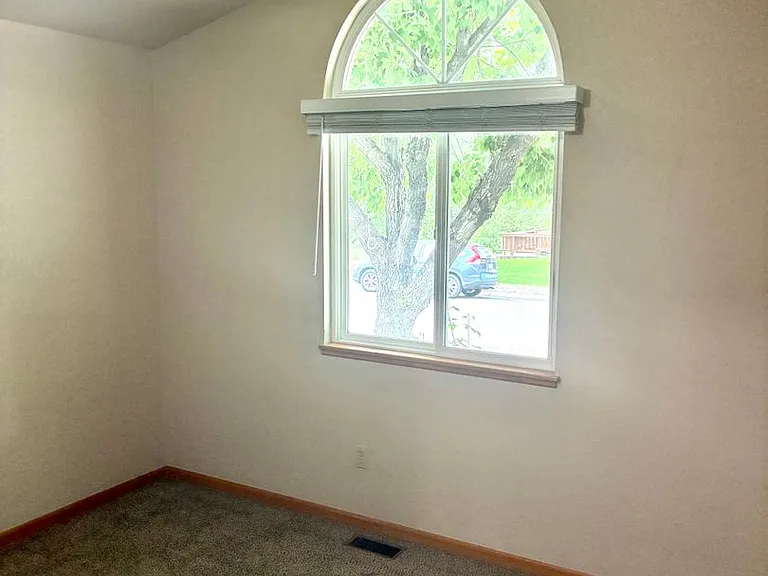 2597 Turquoise St — Photo 8