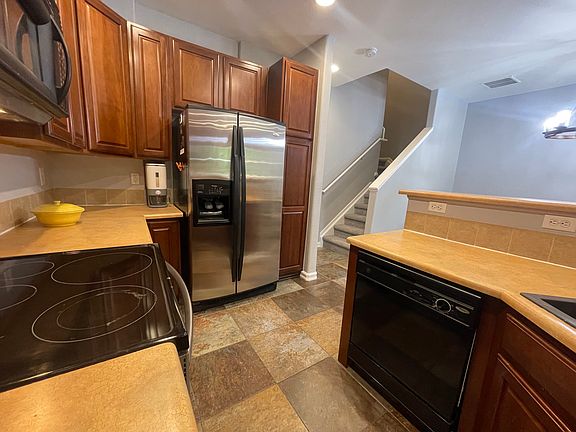 4th image of 11262 Osage Cir Unit C