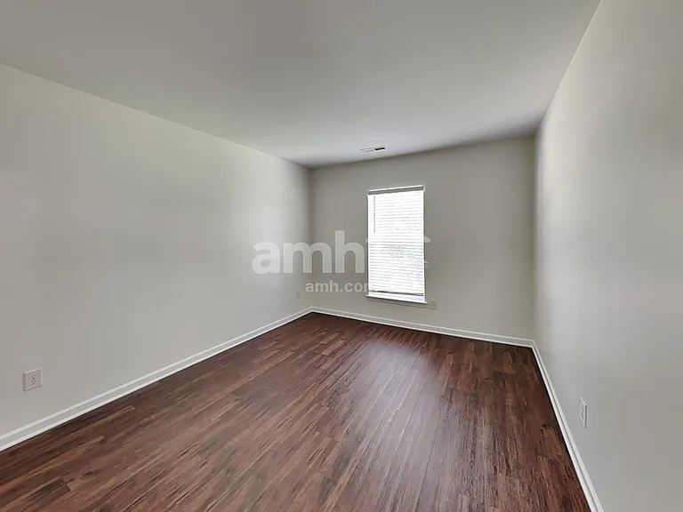 6840 Thistle Down Dr — Photo 22