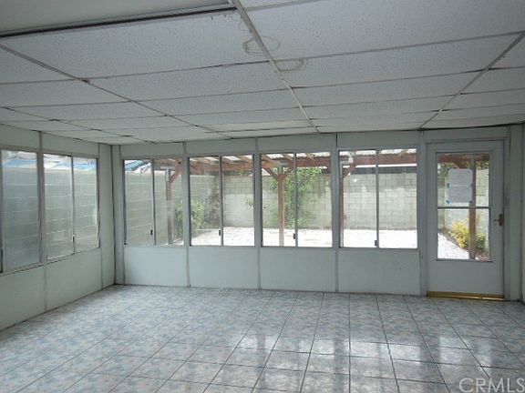 5th image of 1933 W Arlington St