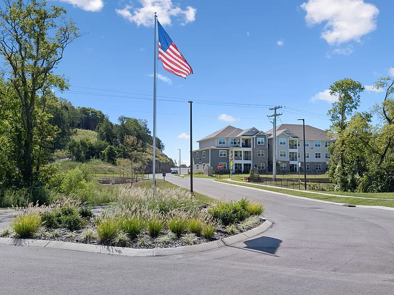 Sanctuary Bluff Apartments — Photo 51