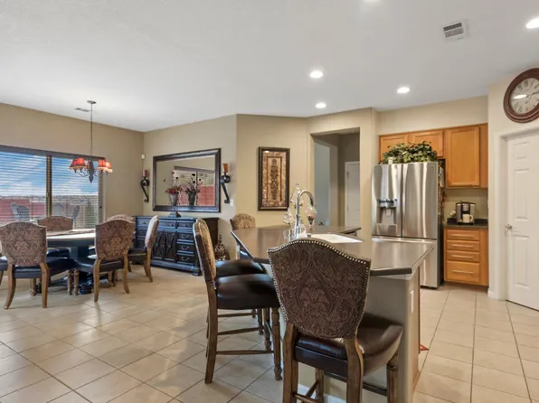 303 Tierra Rosa Pl NE, Rio Rancho, NM 87124