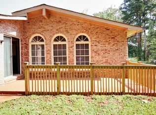 4339 Riverwood Cir, Decatur, GA 30035