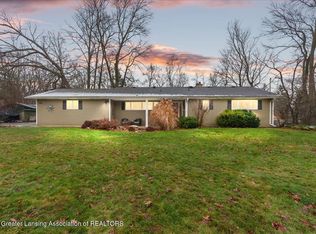 1790 Harvey Dr, Williamston, MI 48895