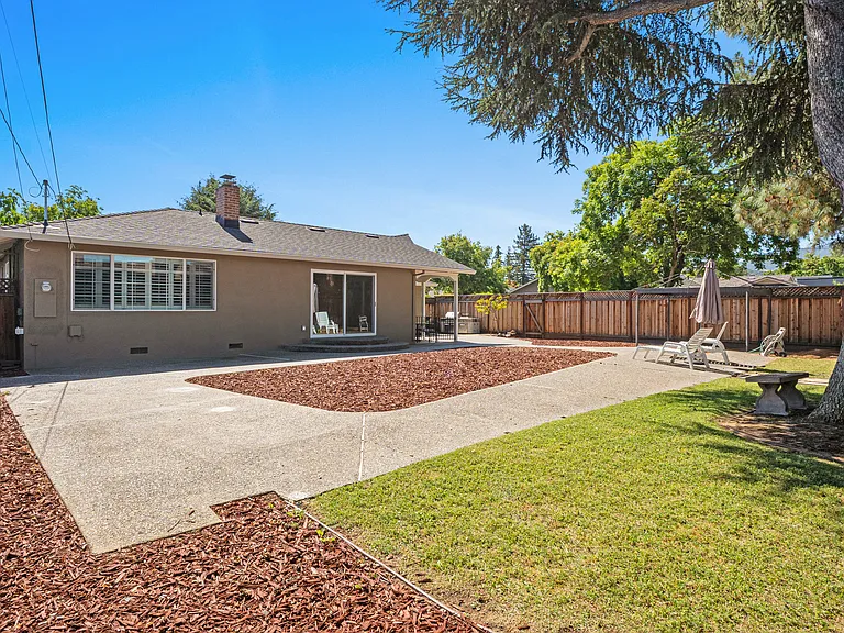 5525 Amby Dr — Photo 22