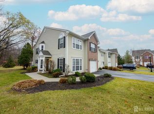 204 Park Knl S, Princeton, NJ 08540
