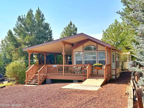 2217 Wrangler Way, Overgaard, AZ 85933
