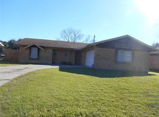 112 Rice Dr, Portland, TX 78374