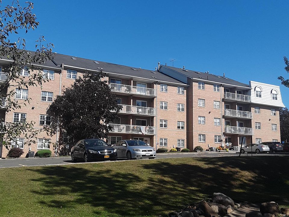 1st image of 85 Elmwood Park Dr APT 46