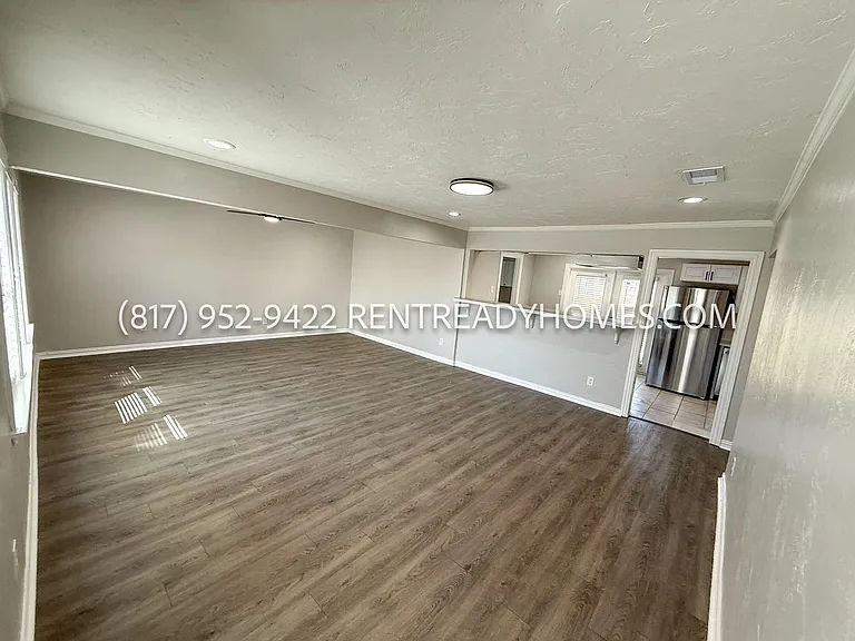 913 Harrison Dr — Photo 10