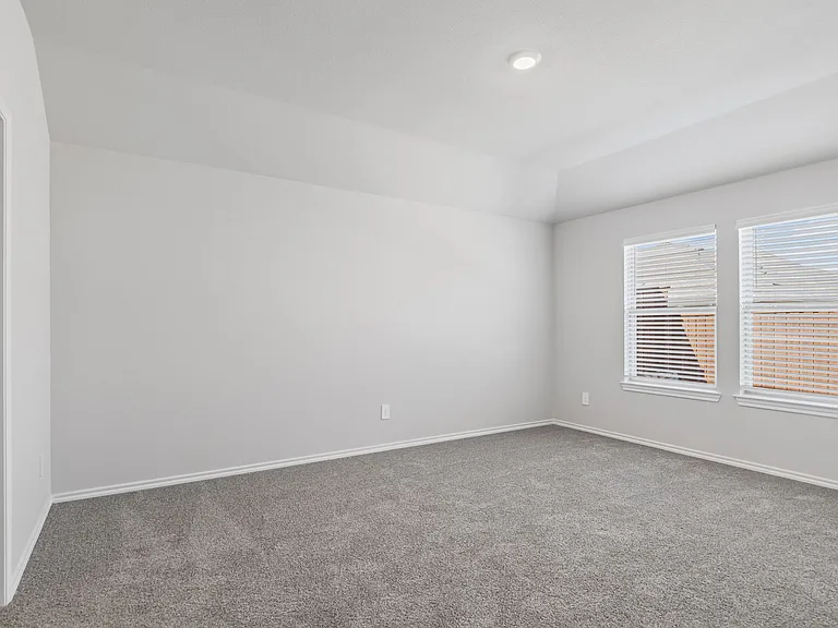 13197 Enclave Pkwy — Photo 7