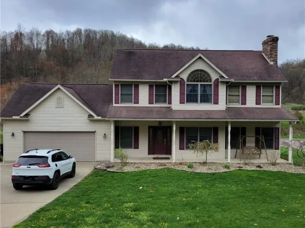 4792 Gatchell Rd SE, Uhrichsville, OH 44683