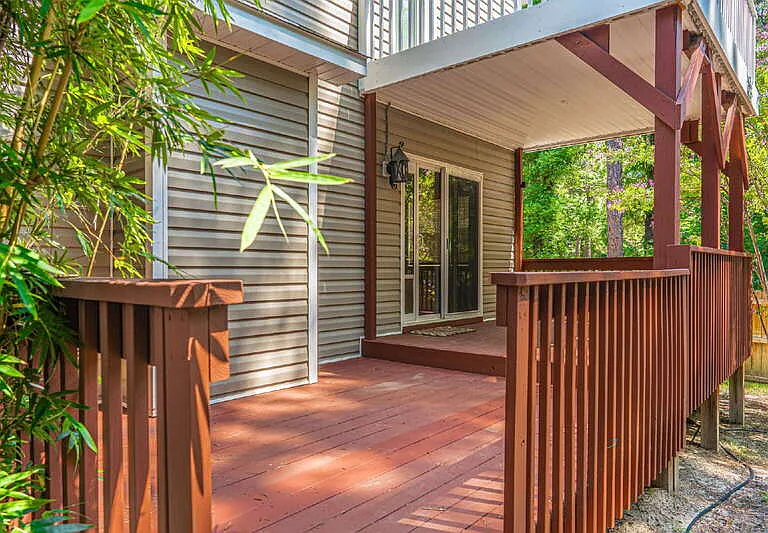 555 N Saylor St — Photo 30