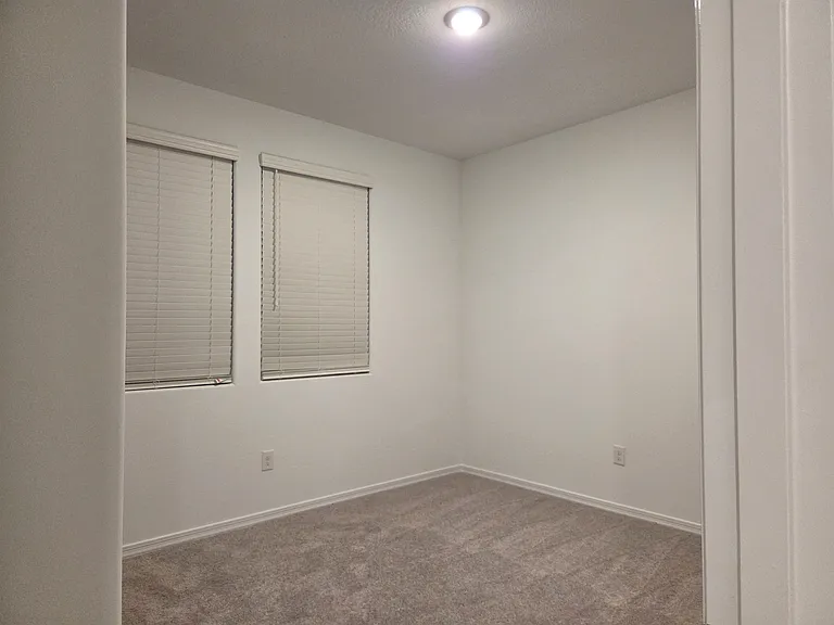 22816 E Roundup Way — Photo 17