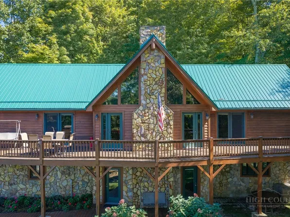 16 Panther Trail Lane, Elk Park, NC 28622